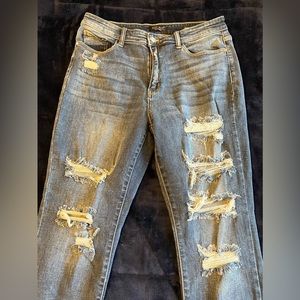 Judy Blue Distressed Jeans